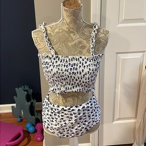 High waisted full coverage bikini size Large